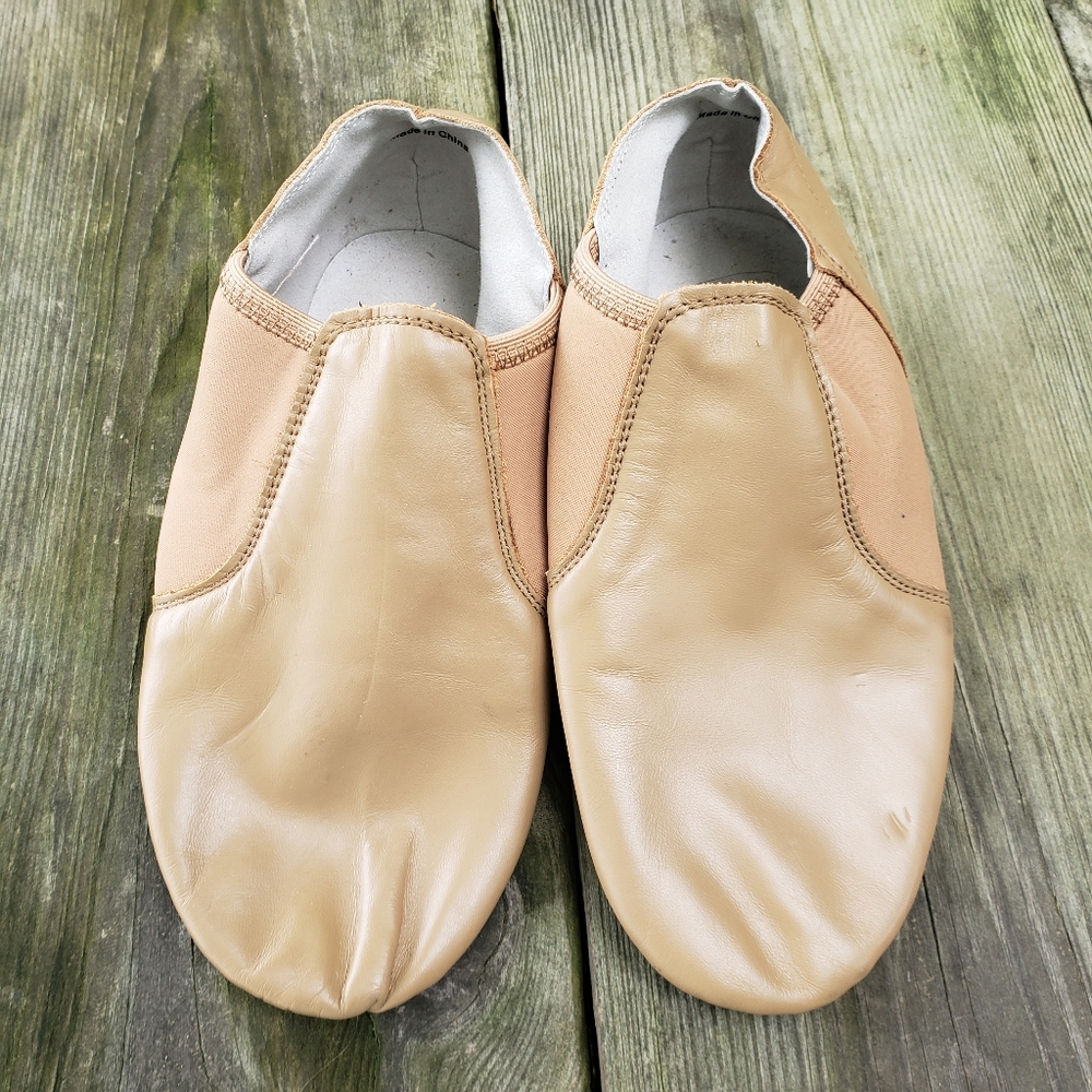Source Unknown Tan Dance Slip-On Shoes